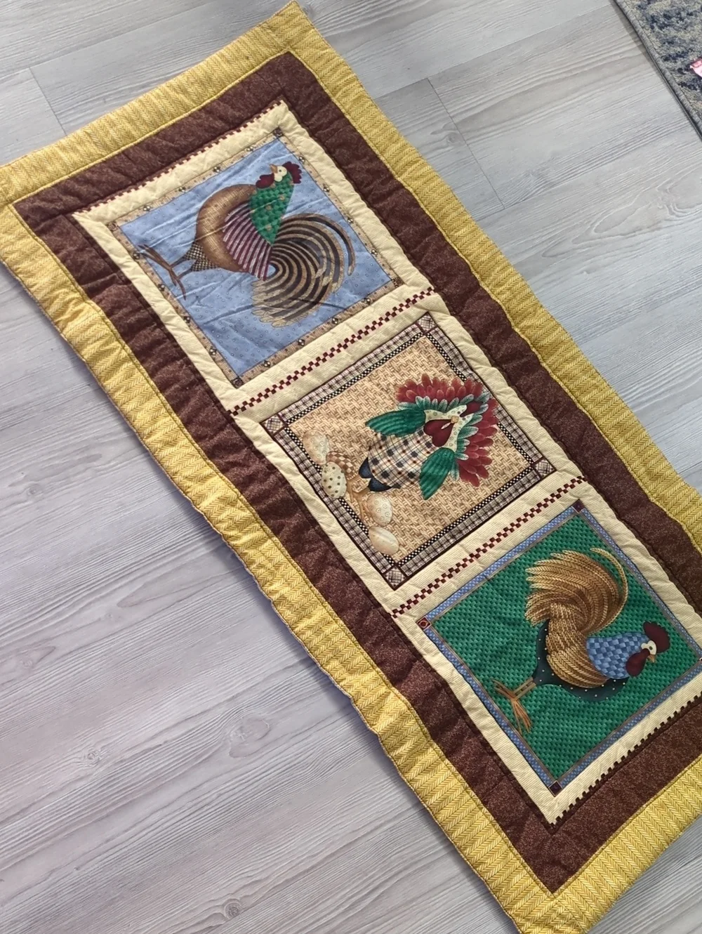 Handmade Rooster Quilt Wall Hanging Country Farmhouse Kitchen Table Runner Decor
